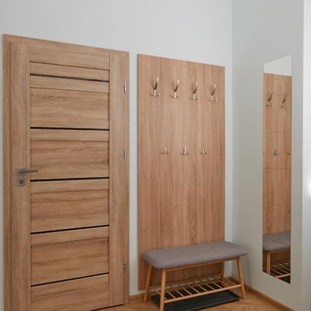 Modern Flat By Lukiskiu Square Вилнюс Екстериор снимка
