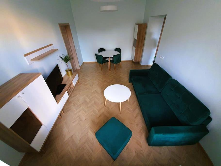 Modern Flat By Lukiskiu Square Вилнюс Екстериор снимка