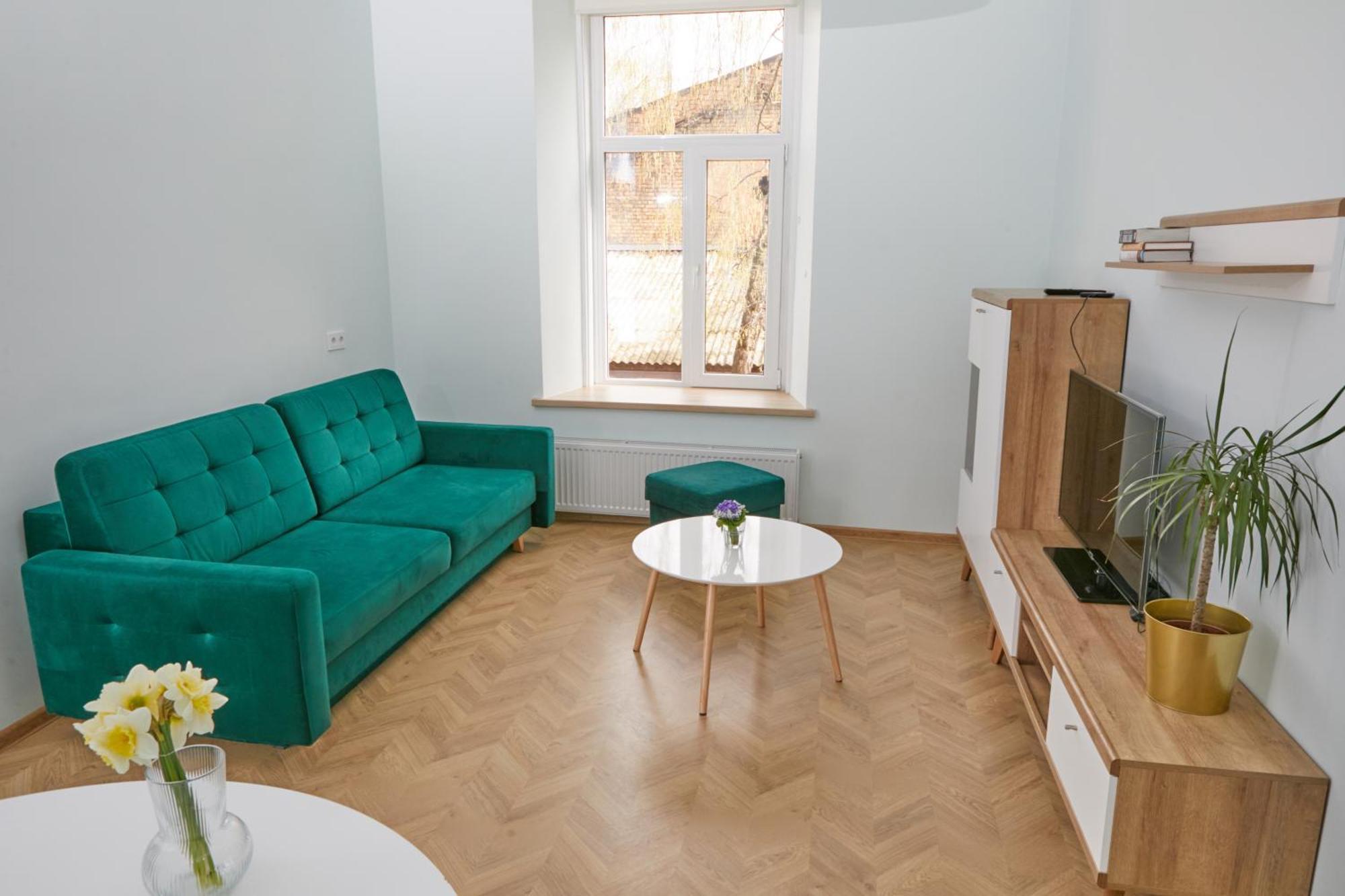 Modern Flat By Lukiskiu Square Вилнюс Екстериор снимка